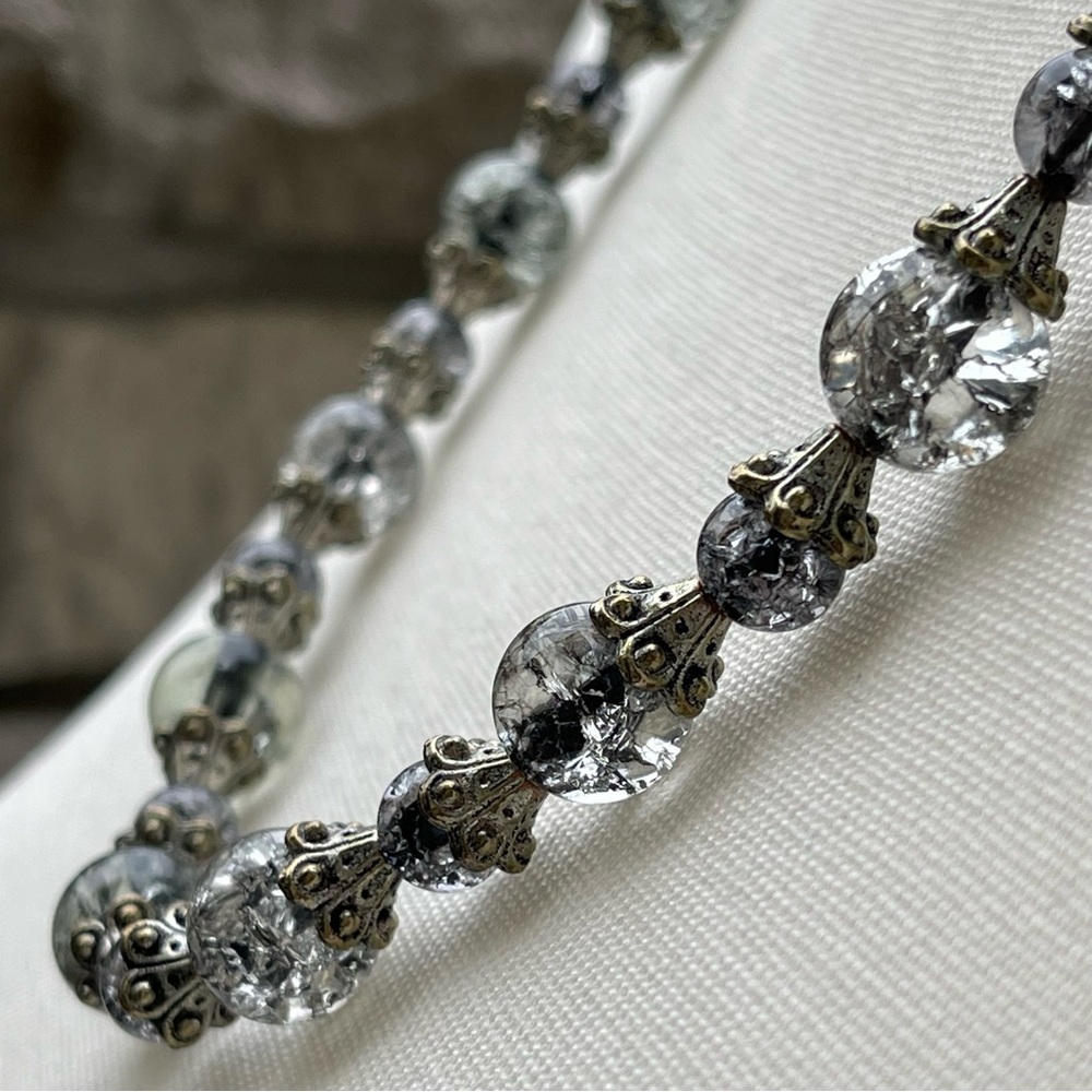 VINTAGE | Crackle Glass Art Round Beads Necklace 22" Silver Tone Necklace